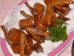 脆皮乳鸽-囍凤楼·粤菜·点心·火锅(温特莱店)