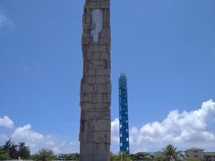 -亚龙湾中心广场