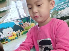 -极橙儿童齿科矫正中心(奥城店)