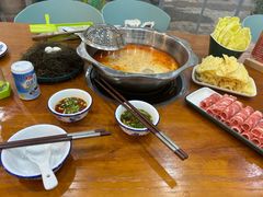 -老何家后安粉·糟粕醋海鲜火锅(三亚湾椰梦长廊店)