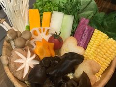 蔬菜拼盘-湊湊火锅·茶憩(新中关购物中心店)