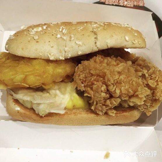 肯德基(盐城汽车站店)伴鸡伴虾堡图片