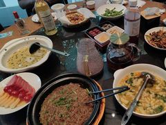 -鑫小城故事·藕汤·家常菜(台北一路总店)
