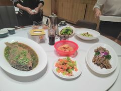 -梅利汴京烤鸭•开封豫菜地标店(东大街店)