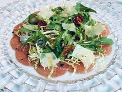 牛排家生牛肉薄片配帕玛森芝士-牛排家(北京长安街英皇集团中心店)
