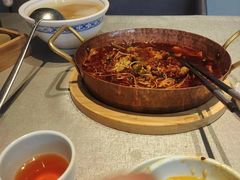 -有红鸡毛店·川菜(建设路店)