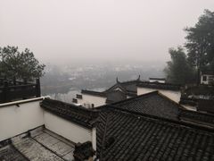-披云山庄