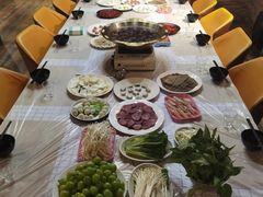 -玩坞轰趴馆·户外团建聚会主题生日派对馆(世豪广场店)