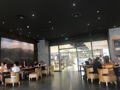 大堂-星巴克(深圳新沙天虹店)