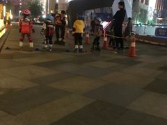 -极致童蒙轮滑运动中心(五环店)