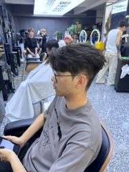 -藤野造型专业烫染接发