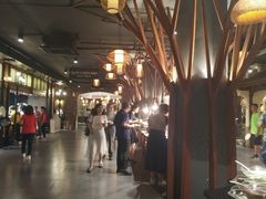 -河内西湖莲花自助餐厅