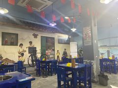 -马路边边·成都串串(翠柏路店)