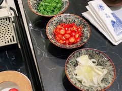 -红鼎豆捞·非遗鲍皇汤火锅(宝丰路店)