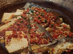 -阿瓦山寨·湘菜现炒·剁椒鱼头王(咸阳总店)