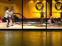 -超级猩猩健身·私教(上海体育场店)