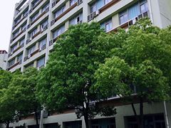 -上海市曹杨职业技术学校
