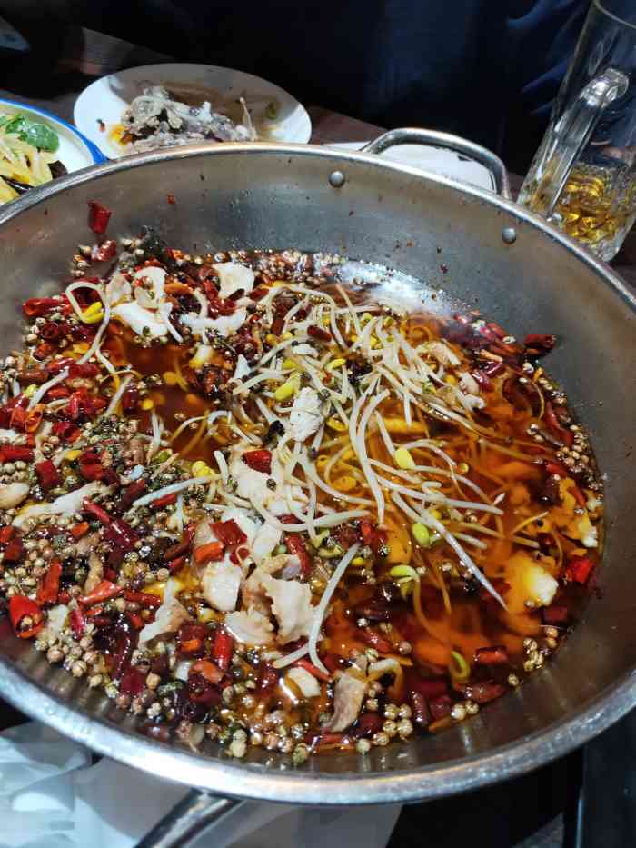 巴蜀味香水煮鱼坊-"家附近的店,每天都能闻到水煮鱼的香味,真.
