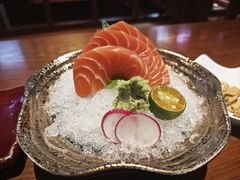 -俊屋料理·烧鸟·寿司·日泰融合菜(星际云汇店)