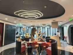 -TOP HAIR SALON