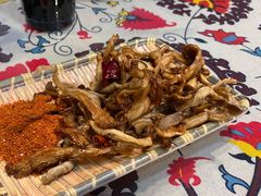 炸菌子-勺子米线·云南传统小吃市集(四方街店)