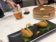 鲍鱼天鹅酥-白天鹅宾馆-宏图府餐厅