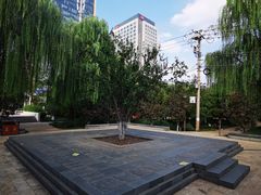 -元大都城垣遗址公园