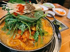 -喇喇排骨火锅·传统韩式脊骨汤(望京西园总店)