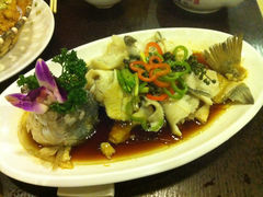 鲜花椒鲈鱼-金牌餐厅·天津菜·八珍豆腐·老爆三(瓷房子店)