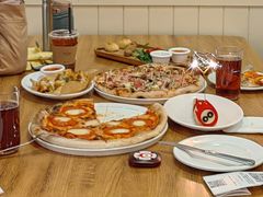 -城市大道红炉披萨烘焙坊