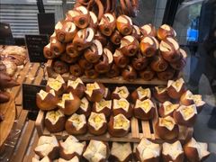 -Dough&Joe团憩(瑞虹天地月亮湾店)