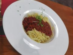 香辣牛肉酱面-LUCCA卢卡西班牙海鲜饭(远洋广场店)