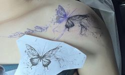 锁骨-周忆刺青原创设计定制