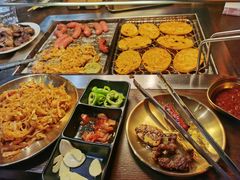 -多嘴肉蟹煲(万达店)