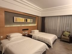 -峨眉山世纪阳光大酒店(峨眉高铁站店)