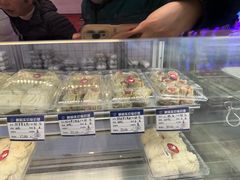 -白玉兰食品甜凤店(合生汇店)