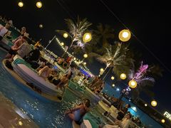 -FINNS Beach Club