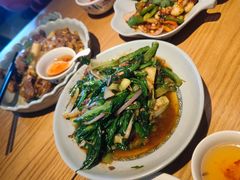 -大头虾越式风味餐厅(光明广场店)