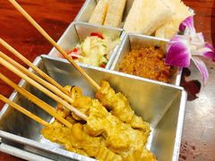 -Dang restaurant (patong phuket)