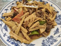 -天天向上素食餐厅(五台山店)