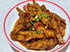 -堂瓦里·33年传统赣菜(第一街区店)