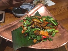 菌临天下-云海肴·汽锅鸡·云南菜(天津国金汇店)