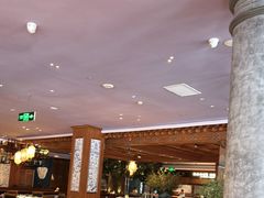 -八府香鸭·啫啫煲(华山路店)