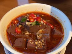 -炉小二铜锅牛蛙•川湘菜(三里屯店)