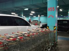 -欧尚超市苏州店停车场(金鸡湖路店)