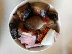 农家腊肉-小玲农家柴火饭店