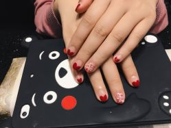 -手牵手美甲