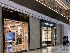 -BURBERRY(上海港汇恒隆广场店)