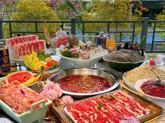 -茅草房·河畔园林火锅