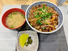 辣白菜五花肉盖饭-森味花园·日本料理(伊藤洋华堂亚运村店)